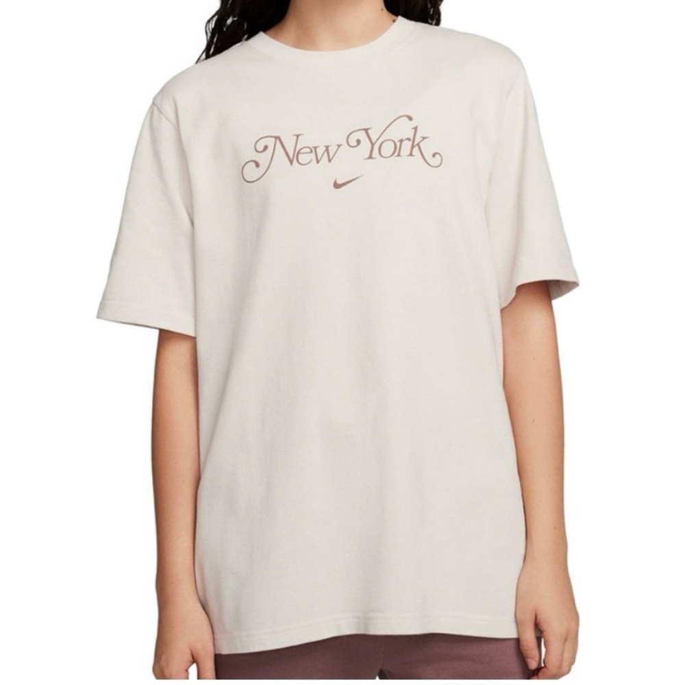 Nike New York T-Shirt Women’s Size L NWT